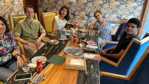 Taapsee Pannu And Other Bollywood Stars Who Didn't Marry Celebrities